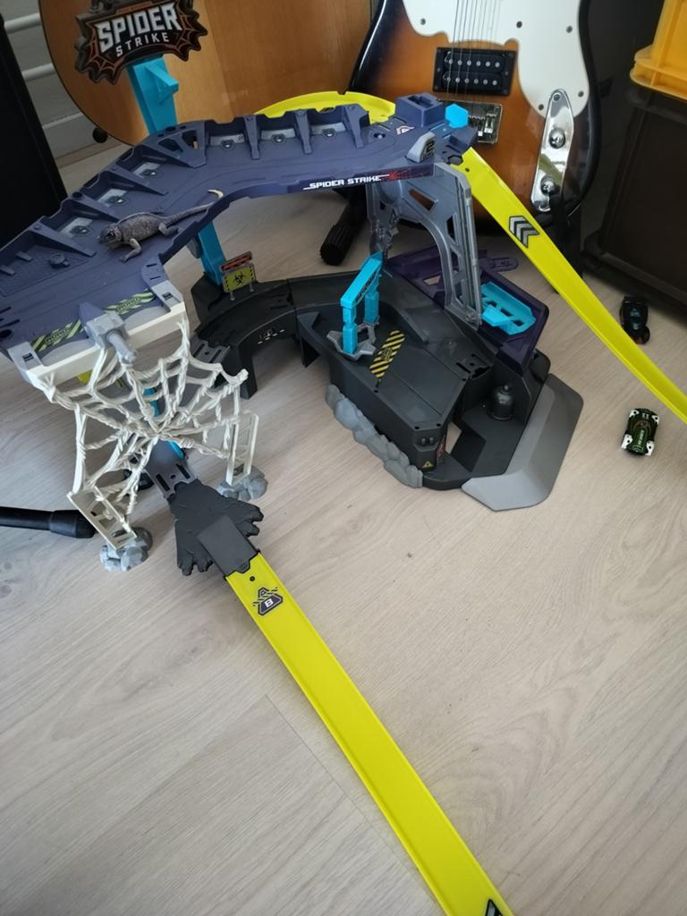 Hot Wheels Spider Strike Racebaan met Looping, Ophalen of Verzenden, Met looping, Racebaan, Gebruikt