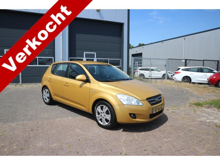 Kia cee'd 1.4 X-ecutive (bj 2007), Gebruikt, Zwart, 4 cilinders, 1396 cc