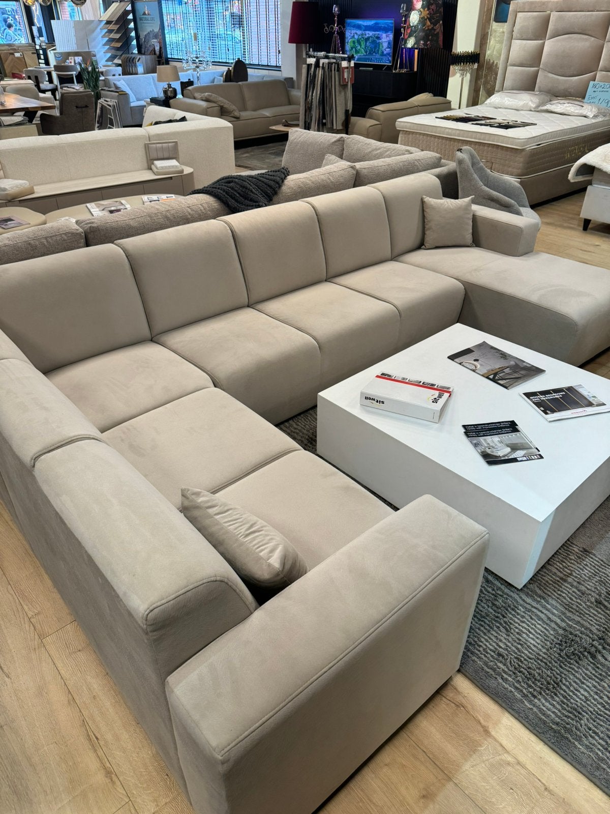 BANKSTEL SIMONA 310x210x150cm SHOWROOM, Ophalen of Verzenden, Zo goed als nieuw
