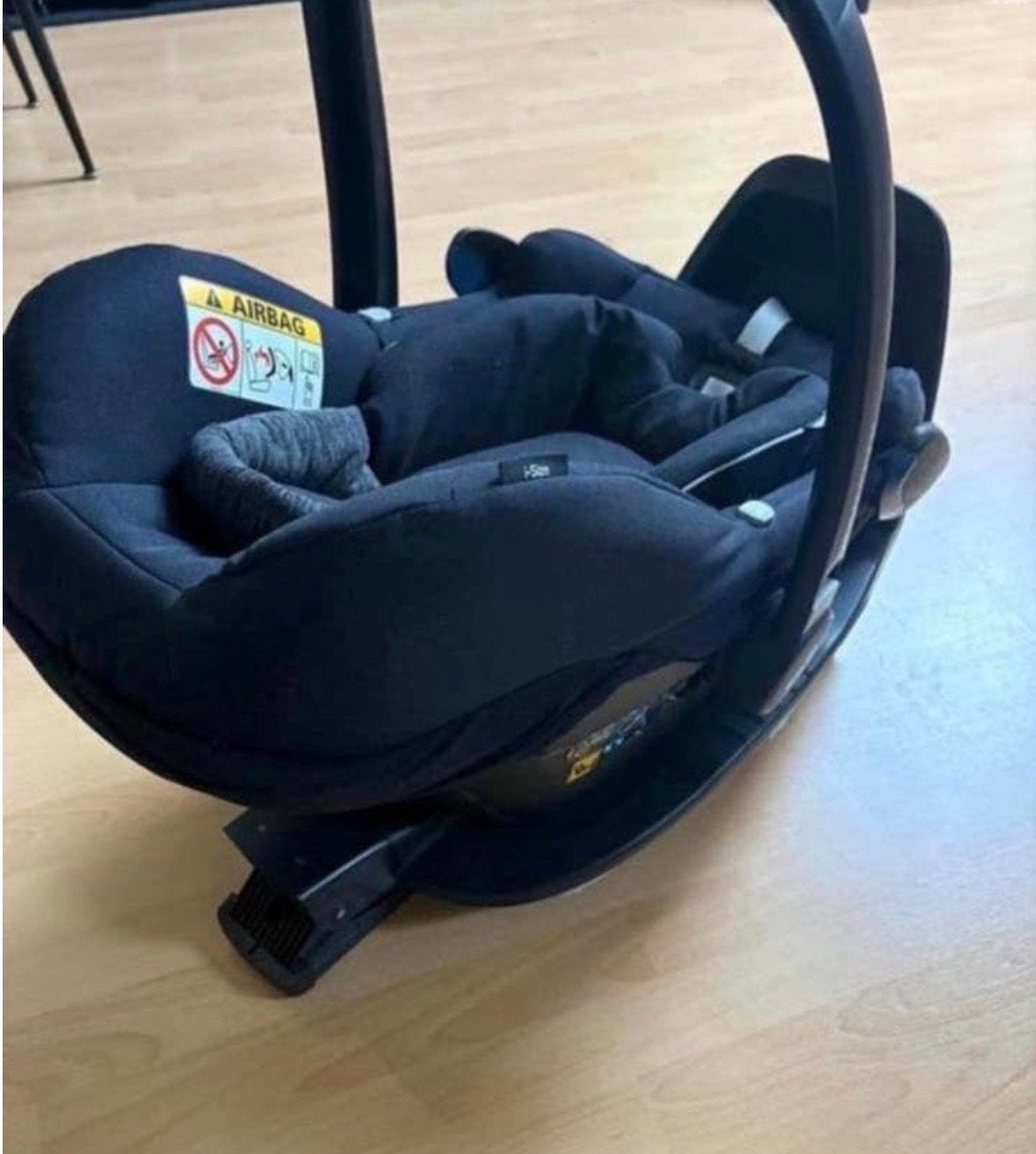 Maxi-Cosi Rock i-Size  autostoel met FamilyFix Base, Kinderen en Baby's, Autostoeltjes, Ophalen, Gebruikt, Zijbescherming, Isofix