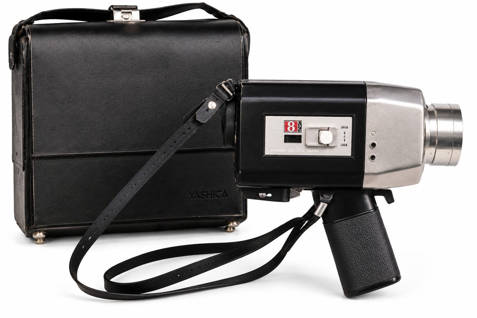 Yashica SU-60 E Super 8 Filmcamera met Originele Tas, Audio, Tv en Foto, Ophalen of Verzenden, 8mm