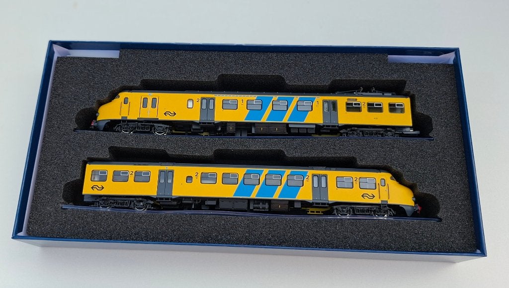 Roco v. Marklin NS Plan V  no.418 full-sound art. 69139, Ophalen, Wisselstroom, Wagon, Roco