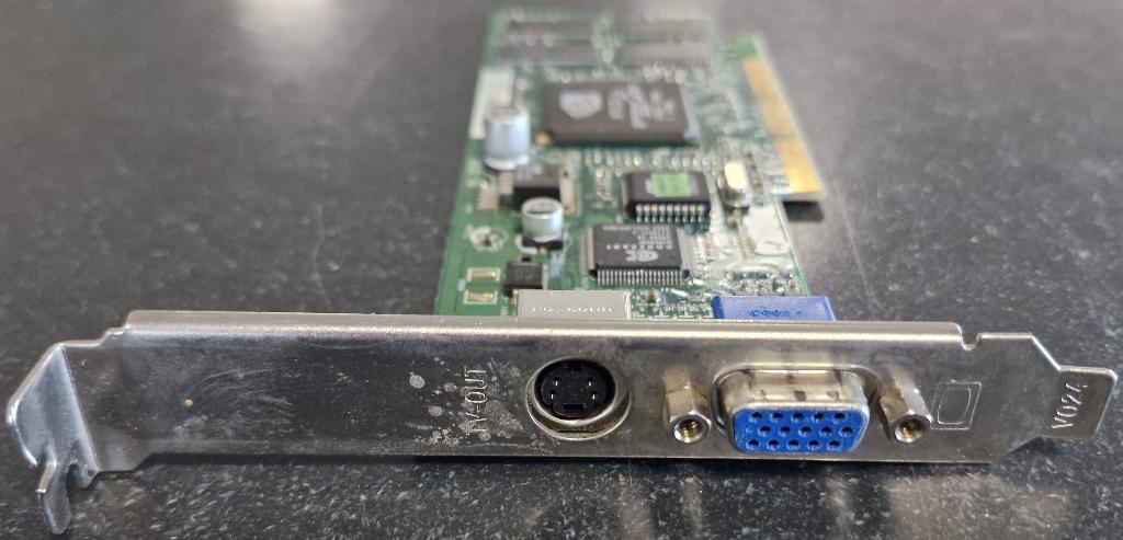NVIDIA GeForce 2 MX 200, Gebruikt, -, Tv-Out, Ophalen of Verzenden