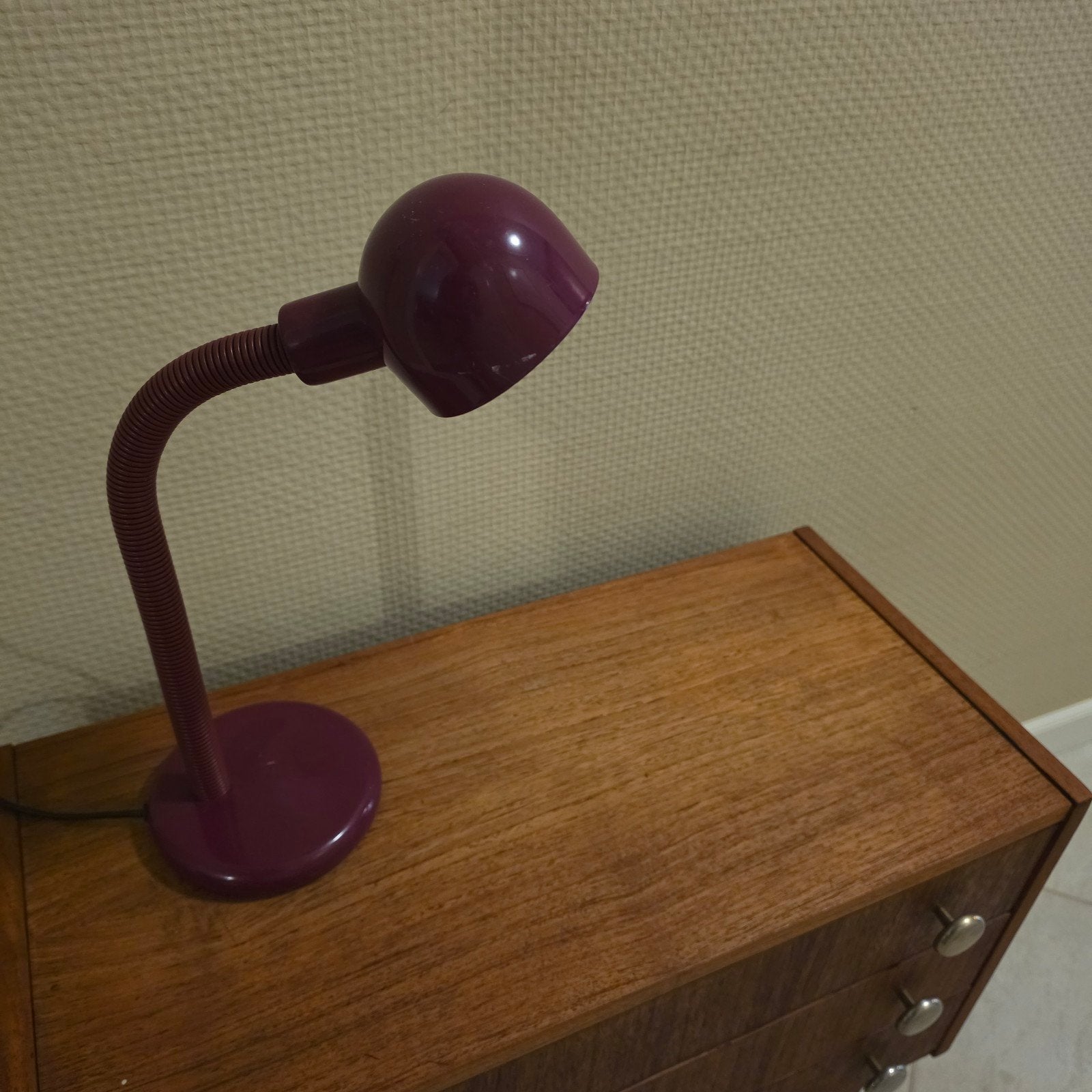 Vintage Happylight Bureaulamp Paars Eyeball Flexarm
Originel, Ophalen of Verzenden