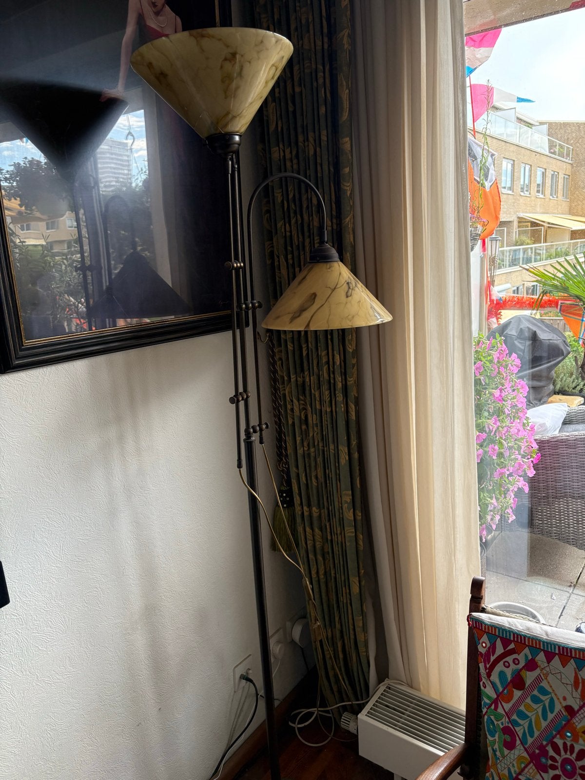Stijlvolle vloerlamp met leeslamp - Marmerlook kappen, Ophalen, Gebruikt, Metaal, 150 tot 200 cm