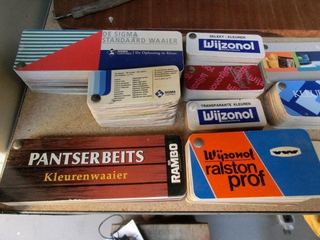 Diverse Kleurenwaaiers (14 in totaal), Ophalen of Verzenden, Gebruikt, Overige typen