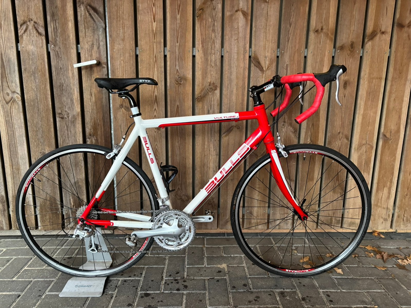 28 inch | bulls vulture 2 | H56 | 3x9 | shimano sora, Aluminium, Zo goed als nieuw, Meer dan 20 versnellingen, 53 tot 57 cm