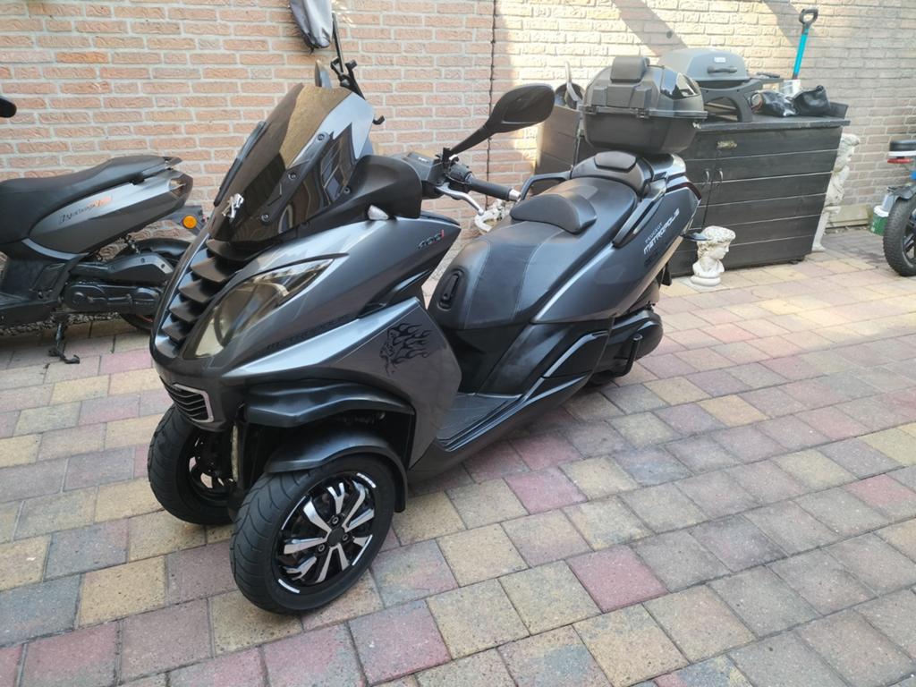 Peugeot metropolis 400i, Motoren, 400 cc, Scooter, Gebruikt, Particulier