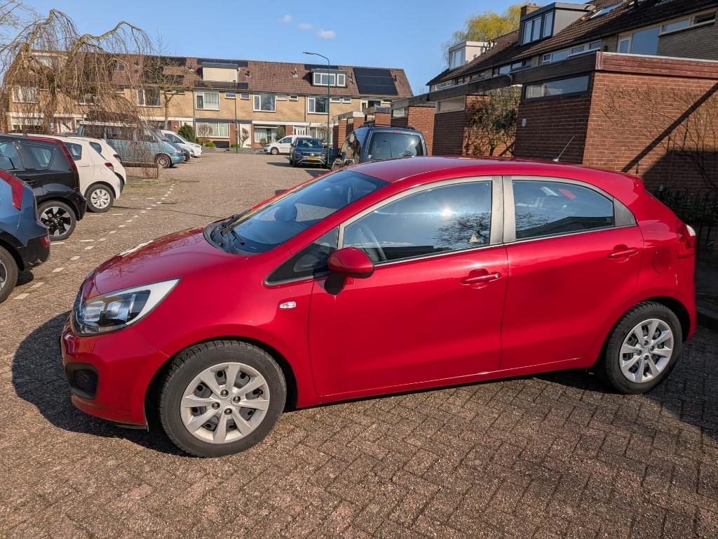 Kia Rio 1.2 5DRS 2012 Airco Cruise Control Carplay Android, Auto's, Kia, Particulier, Rio, ABS, Airbags, Airconditioning, Alarm