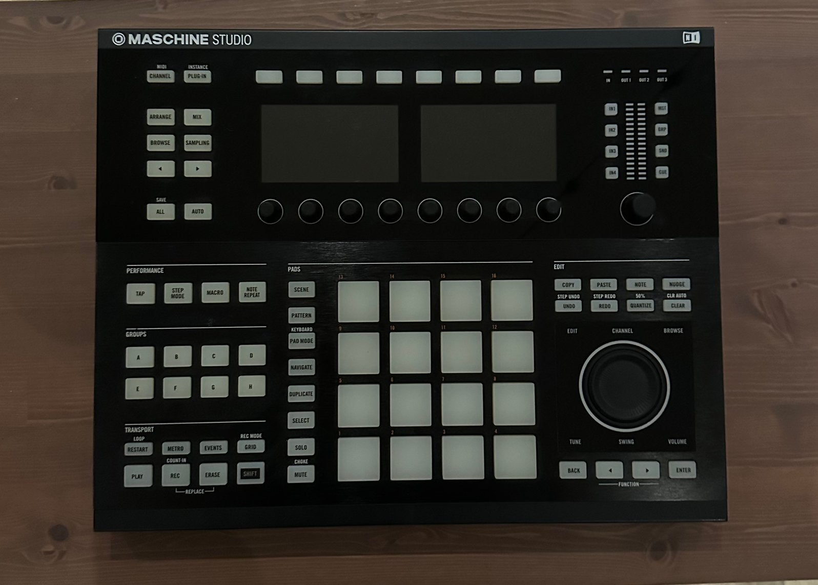 Native Instruments machine studio, Ophalen of Verzenden, Zo goed als nieuw