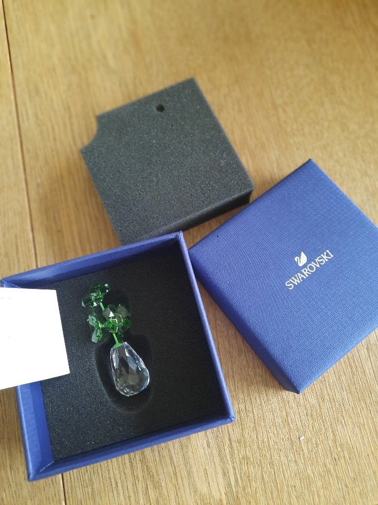Swarovski. Bloemendromen. Klavertje 4  2018, Ophalen of Verzenden, Zo goed als nieuw, Figuurtje