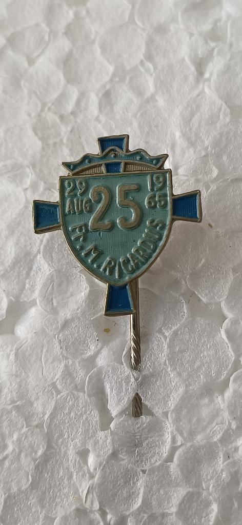 Fr. M.Ricardus 25 jaar jubileum op 29 augustus 1965, Verzamelen, Speldjes, Pins en Buttons, Ophalen of Verzenden, Zo goed als nieuw