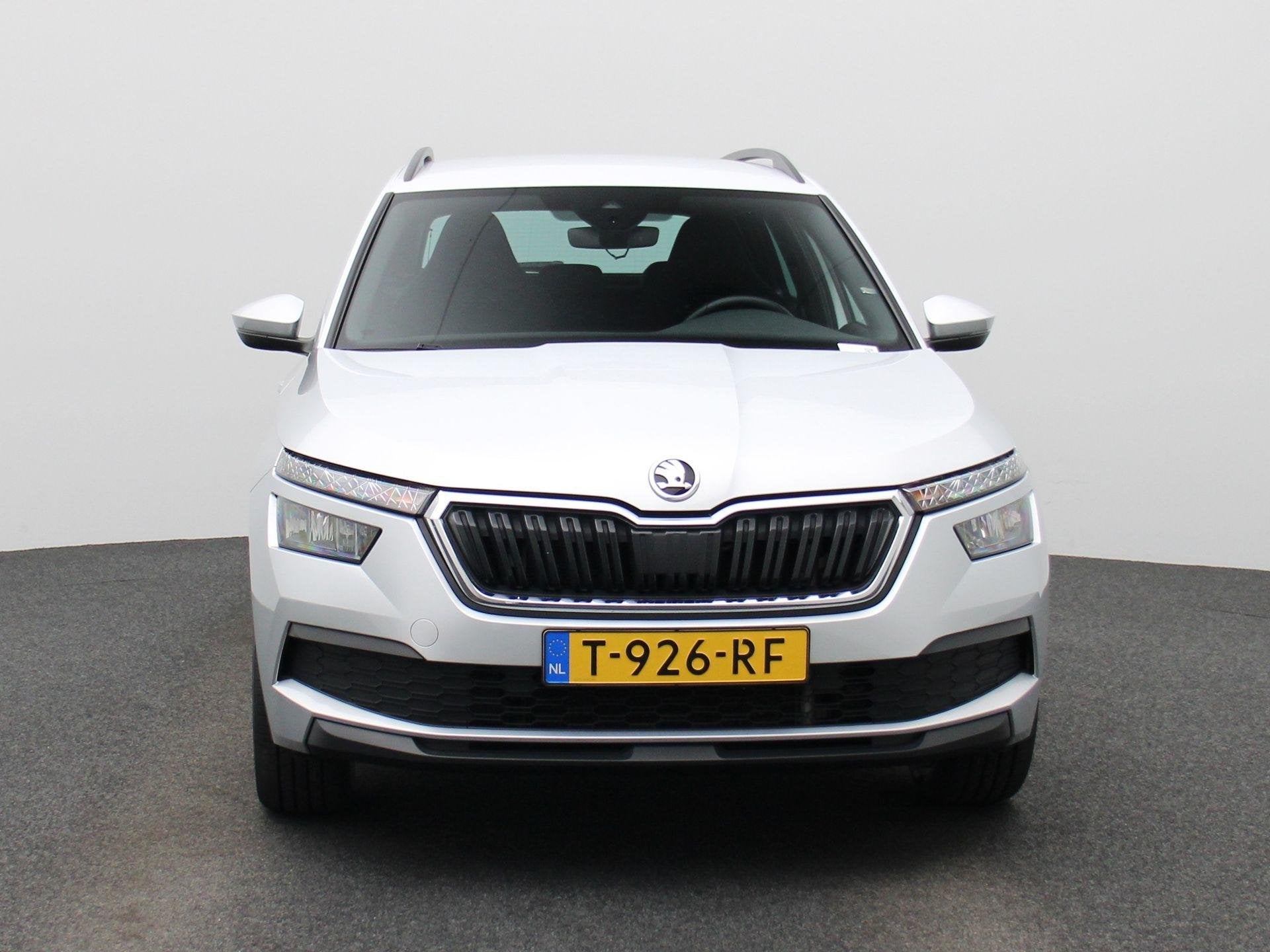 Skoda Kamiq 1.0 TSI Sport Business Stoelverwarming/Virtual C, 12 maanden, Gebruikt, 49 €/maand, Origineel Nederlands