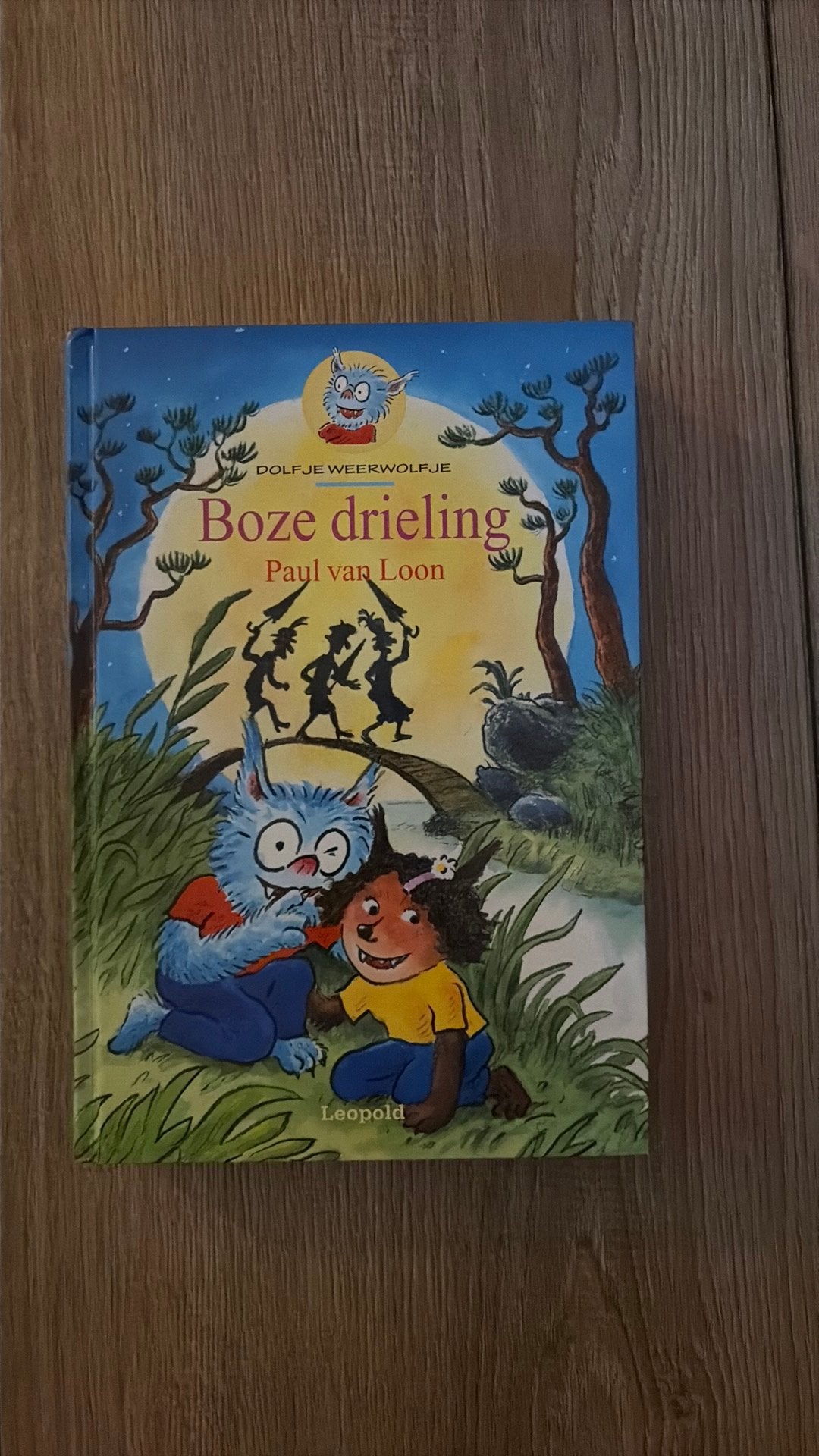 Paul van Loon - Boze drieling, Fictie algemeen, Paul van Loon, Ophalen of Verzenden, Zo goed als nieuw