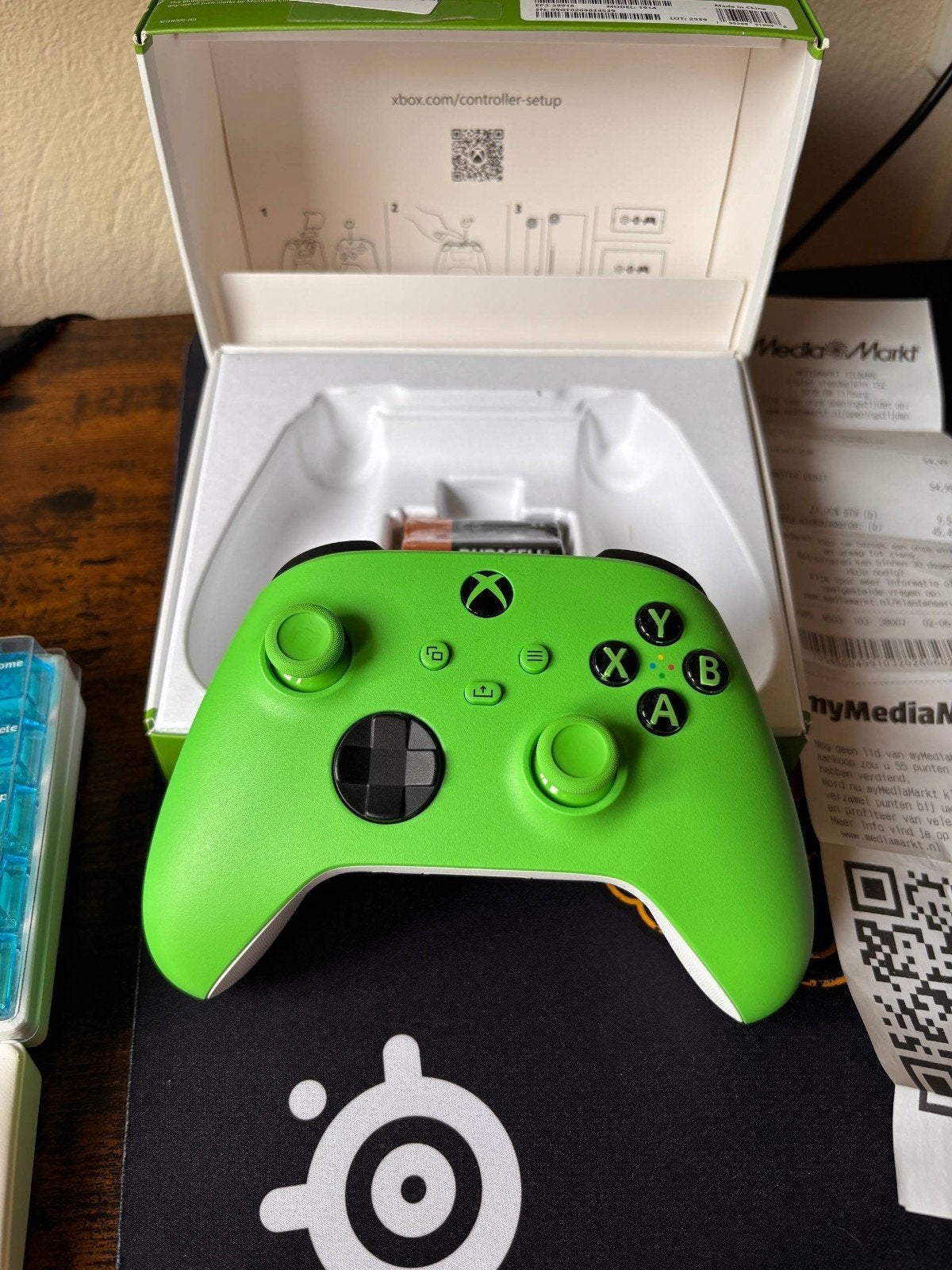 Foto 4 van Originele Xbox Wireless Controller Groen - Z.G.A.N.