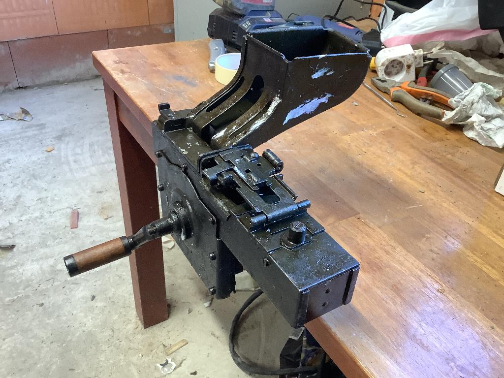 Yugo mg42 mg34 gurtfuller, Verzamelen, Militaria | Tweede Wereldoorlog, Ophalen of Verzenden, Nederland