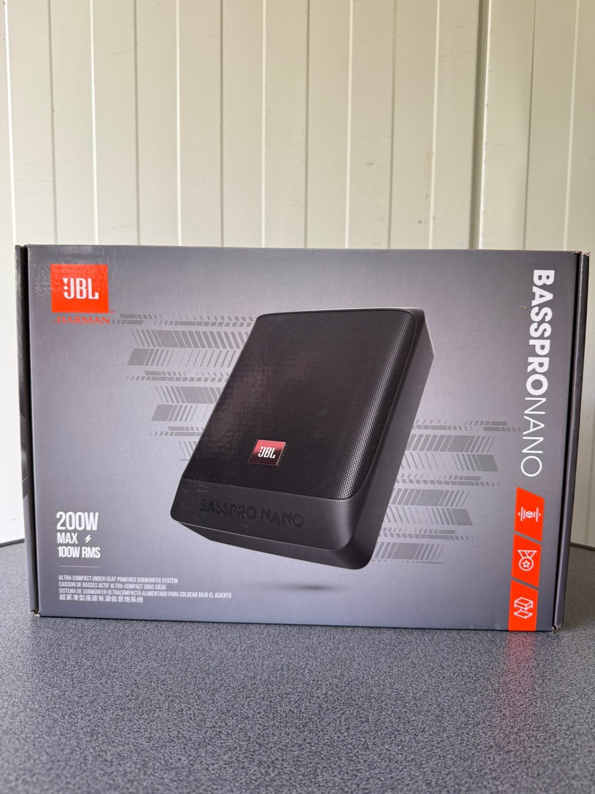 JBL BassPro Nano - Subwoofer 200 W met ingebouwde versterker, Ophalen of Verzenden, Zo goed als nieuw