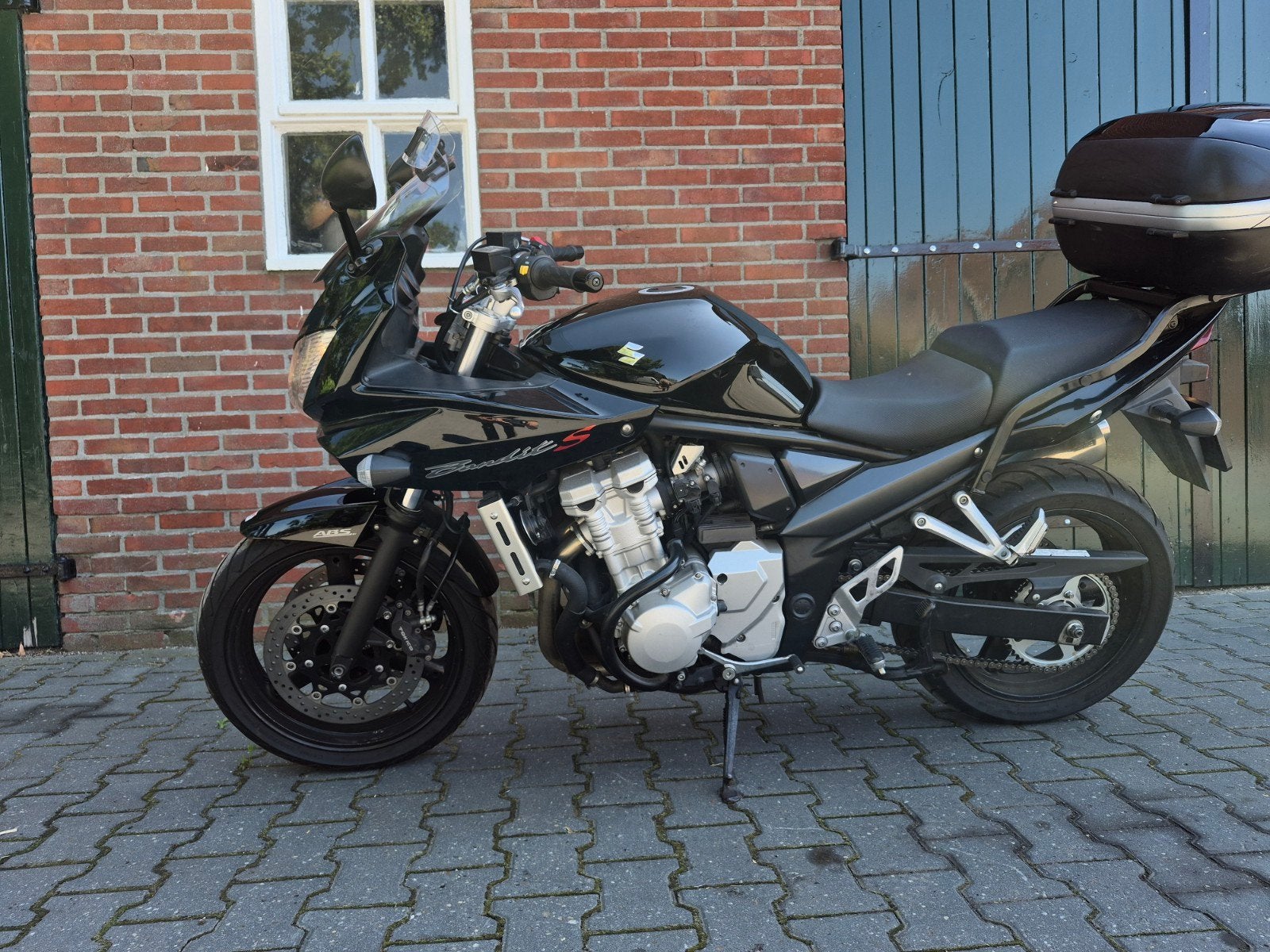 Suzuki Bandit S - Nette Toermotor met Topkoffer, 4 cilinders, Motorrijbewijs A, Gebruikt, Particulier
