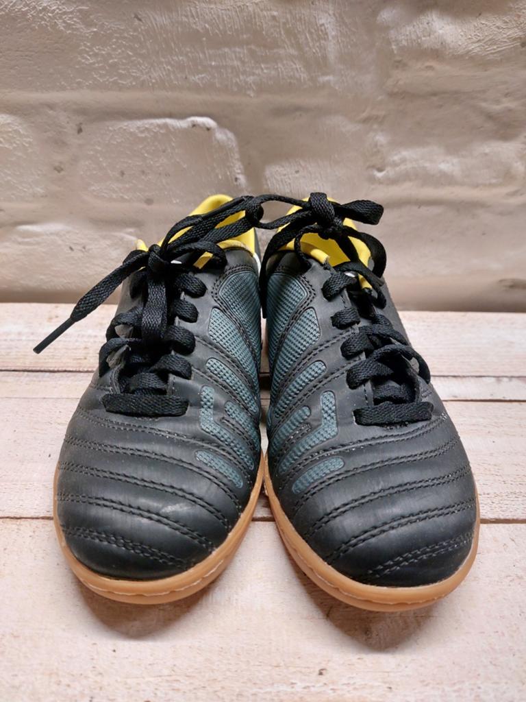Umbro sportschoenen maat 34, Verzenden, Umbro, Zo goed als nieuw, Jongen of Meisje
