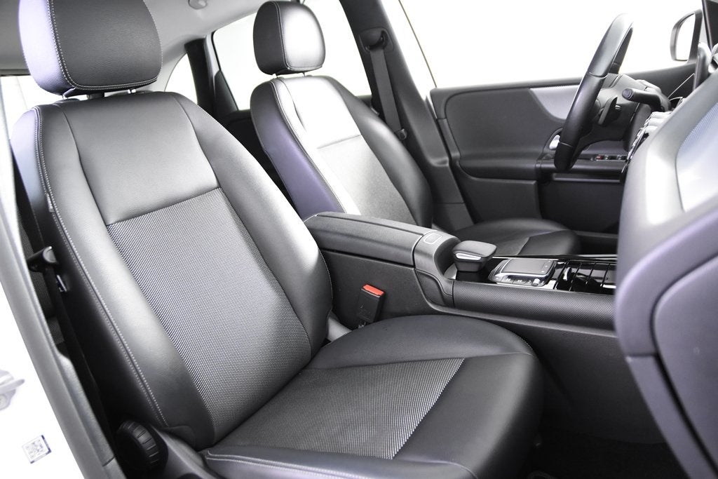 Mercedes-Benz B-Klasse 180 Automaat *1ste Eigenaar*Leer*Navi, Auto's, Mercedes-Benz, 136 pk, Gebruikt, 4 cilinders, 700 kg