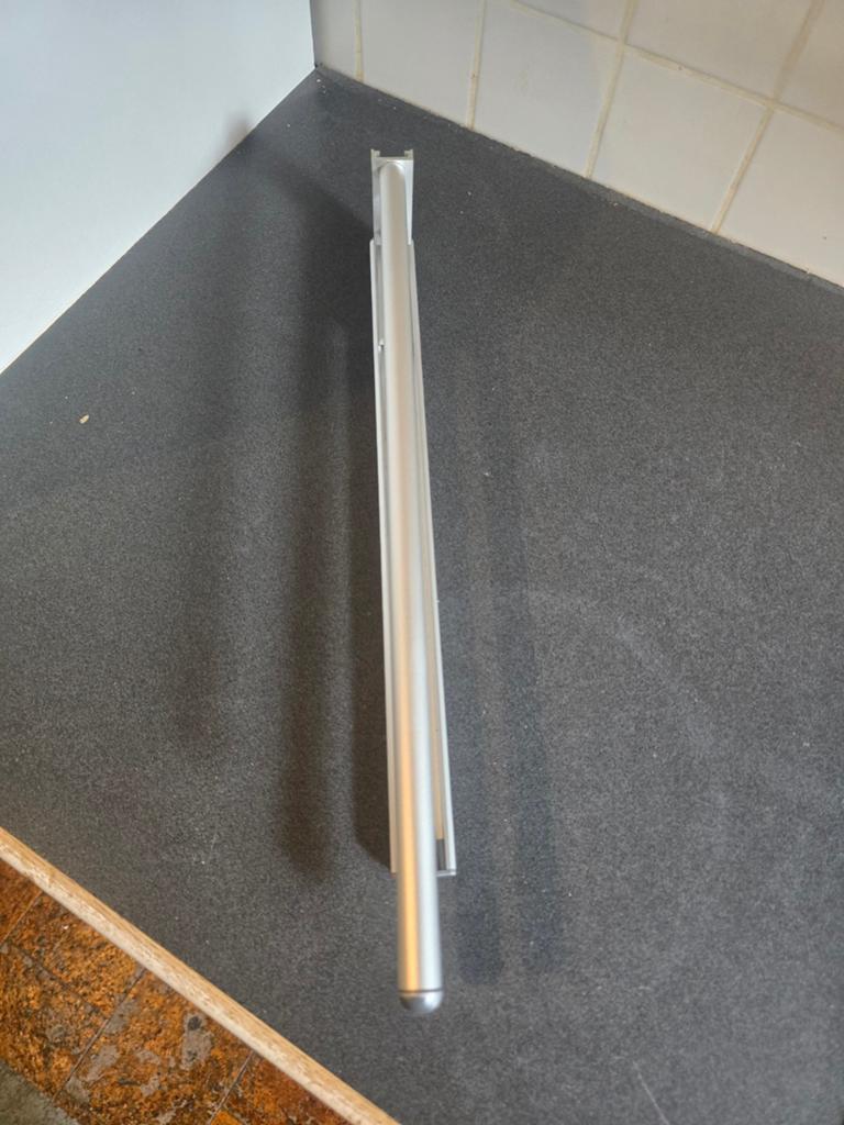 Aluminium uitschuifbaar handdoekrek, Ophalen of Verzenden, Gebruikt