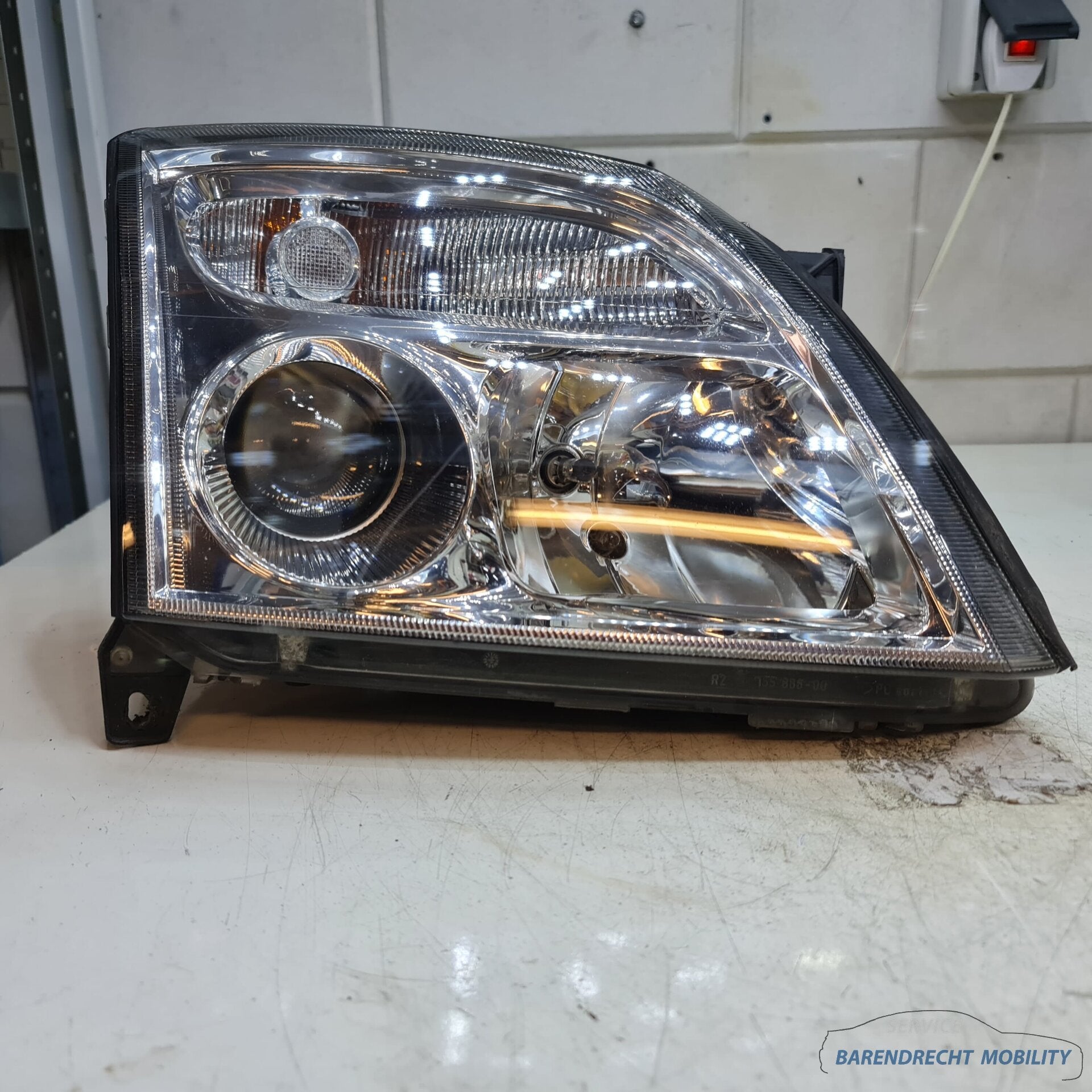 Koplamp rechts Opel Vectra C pre facelift Hella passagierska, Auto-onderdelen, Gebruikt, Opel Automobile GmbH, Ophalen of Verzenden