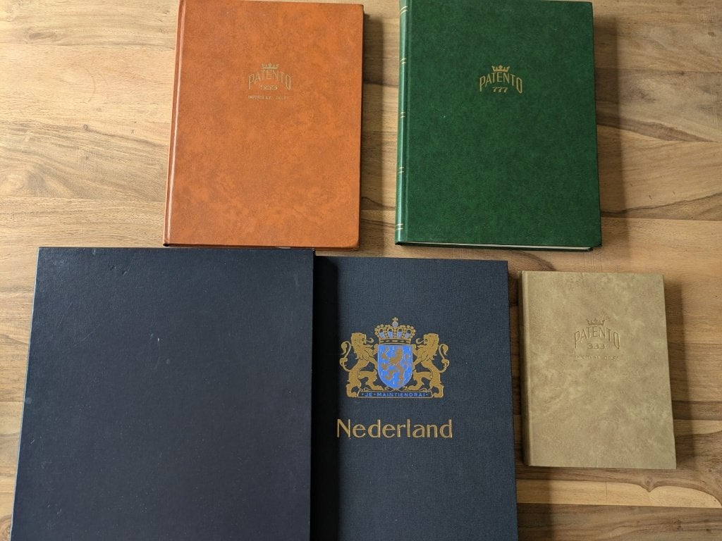Mappen vol met (met name) Nederlandse postzegels (collectie), Ophalen of Verzenden, Na 1940, Postfris