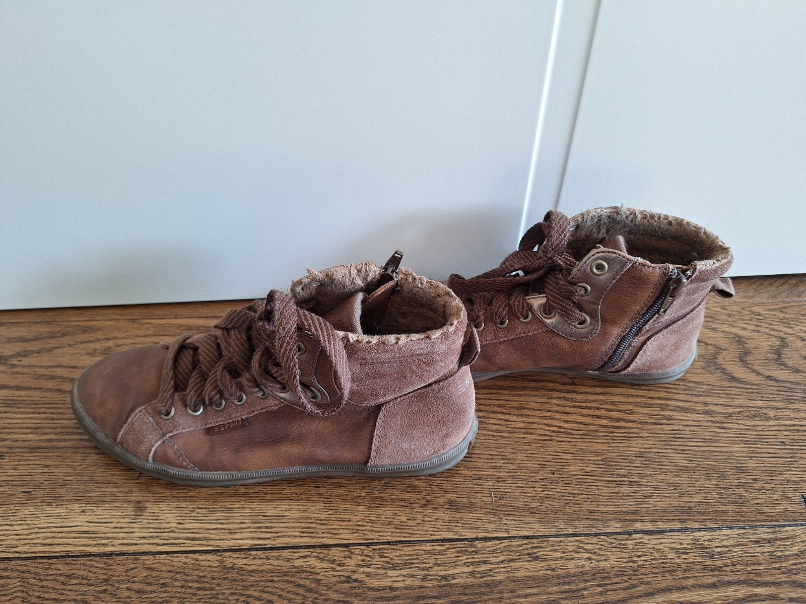 winter sneaker Esprit, Kleding | Dames, Bruin, Ophalen of Verzenden, Sneakers of Gympen, Gedragen