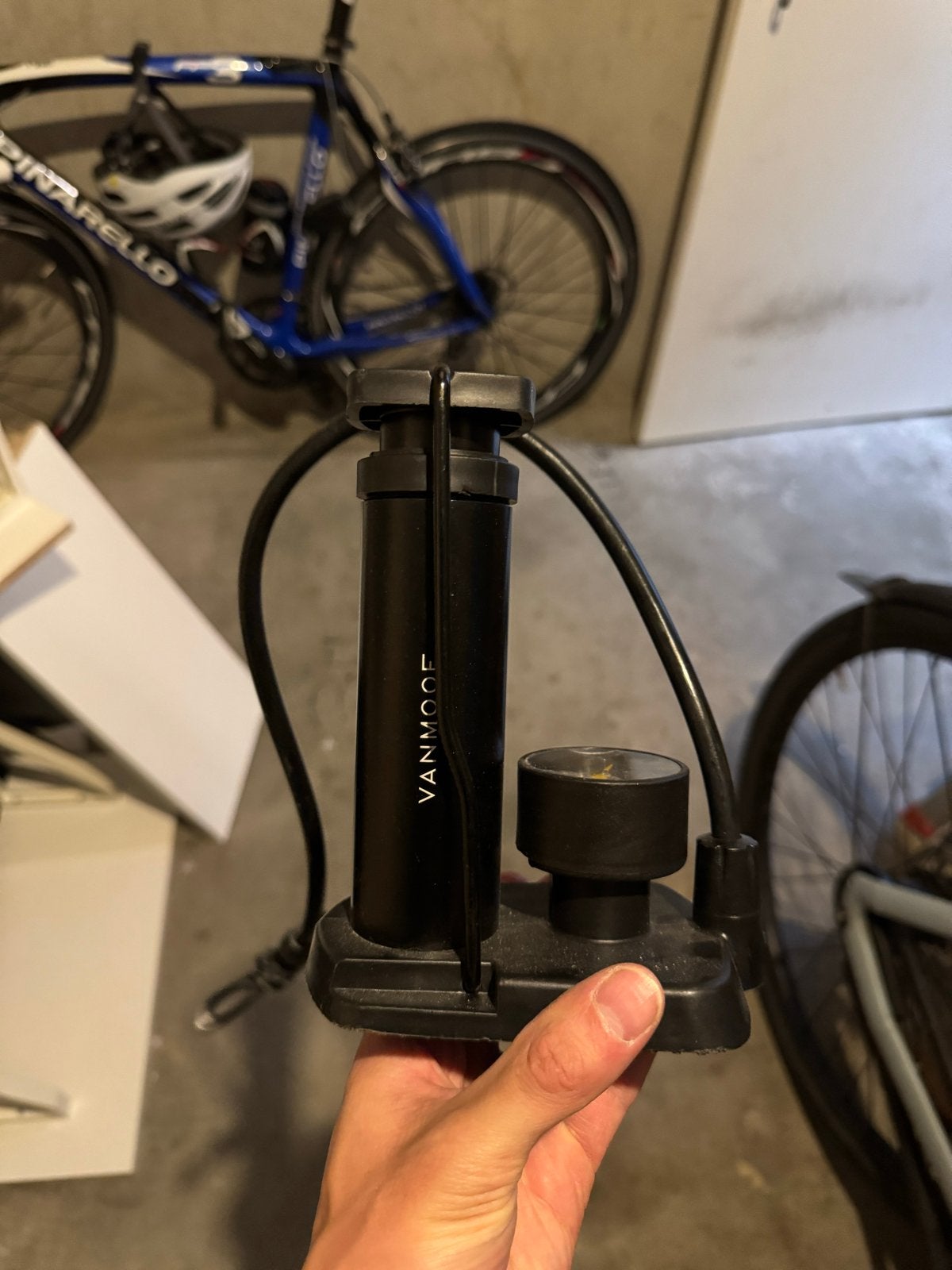 VanMoof voetpomp met druk meter, Ophalen, Drukmeter, Zo goed als nieuw