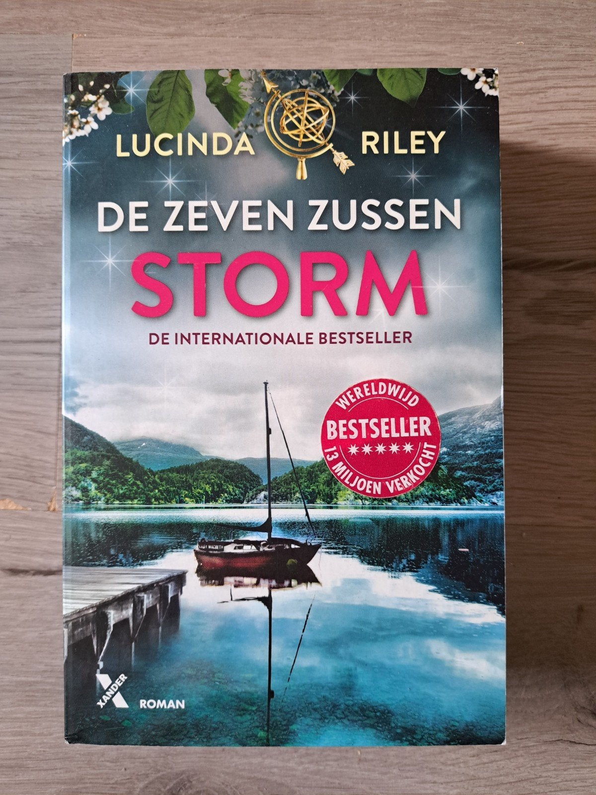 Storm, Lucinda Riley, Ophalen of Verzenden, Zo goed als nieuw, Lucinda Riley
