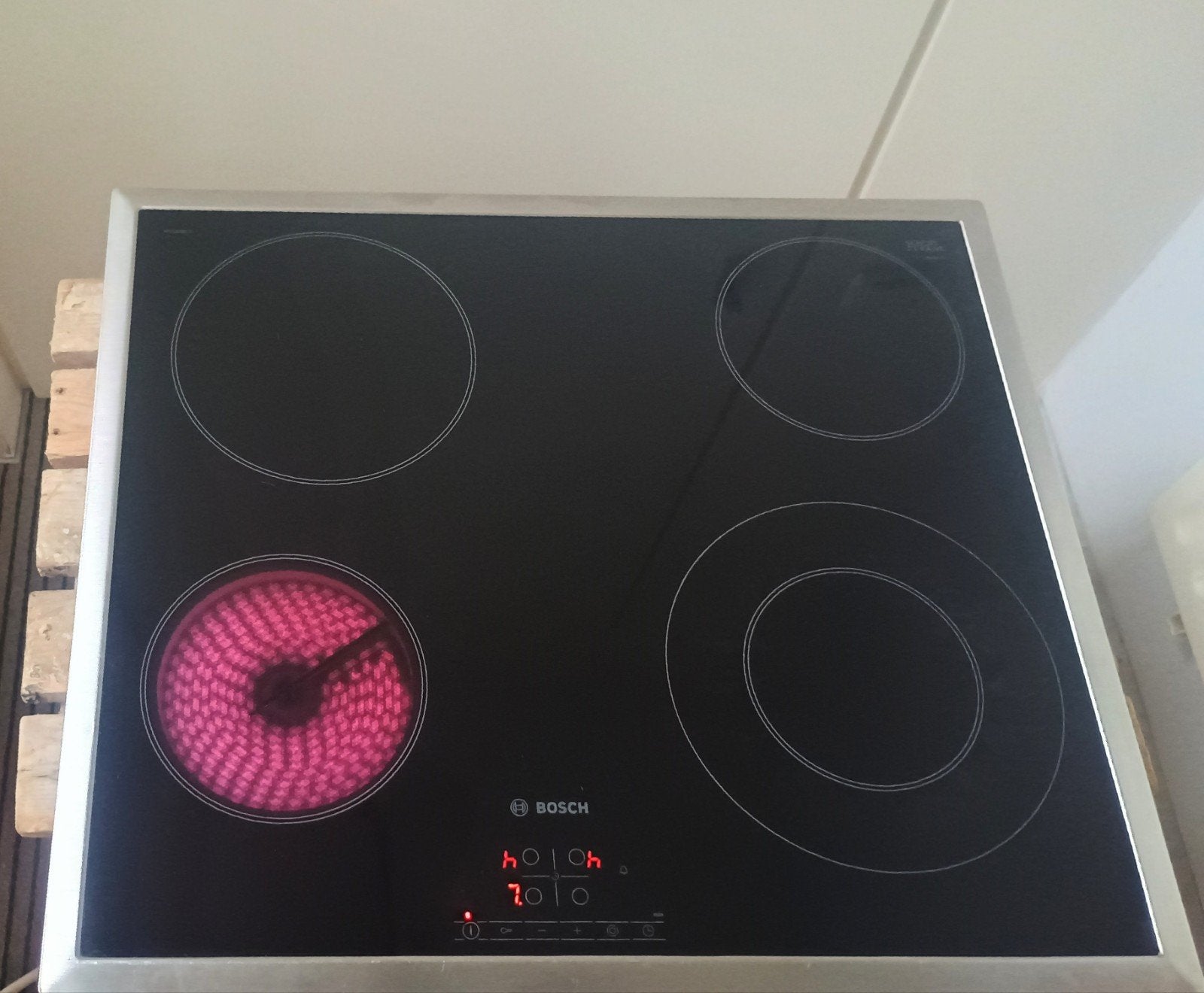Bosch inbouw keramische kookplaat Bj 2021 E-nr PKF645B17E/04, Witgoed en Apparatuur, Kookplaten, Gebruikt, Verzenden, ., Keramisch