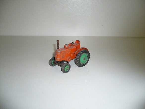 Dinky Toys Field Marshall  Tractor, Ophalen of Verzenden, Gebruikt, Tractor of Landbouw, Dinky Toys