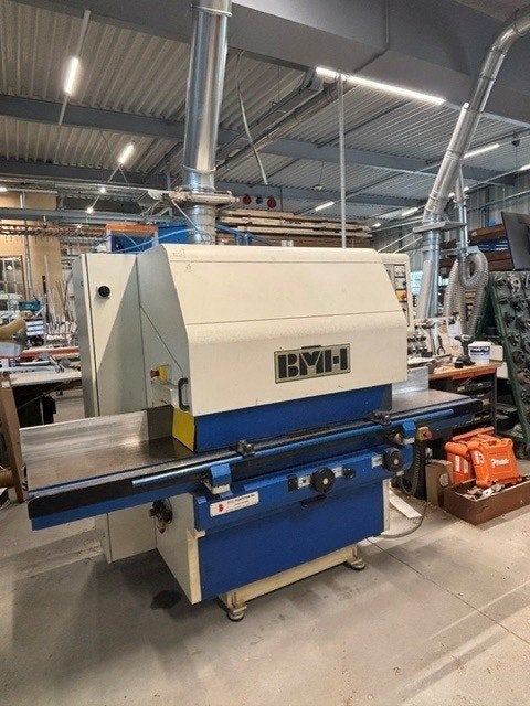 BMH C4 tafelfrees / spindelfrees–kozijnmachine–13 kW, Ophalen