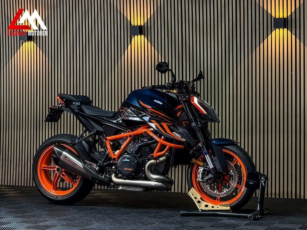 KTM 1290 SUPER DUKE R EVO - Akrapovic - Vol opties -Techpack, 2 cilinders, KTM, Bedrijf, Meer dan 35 kW