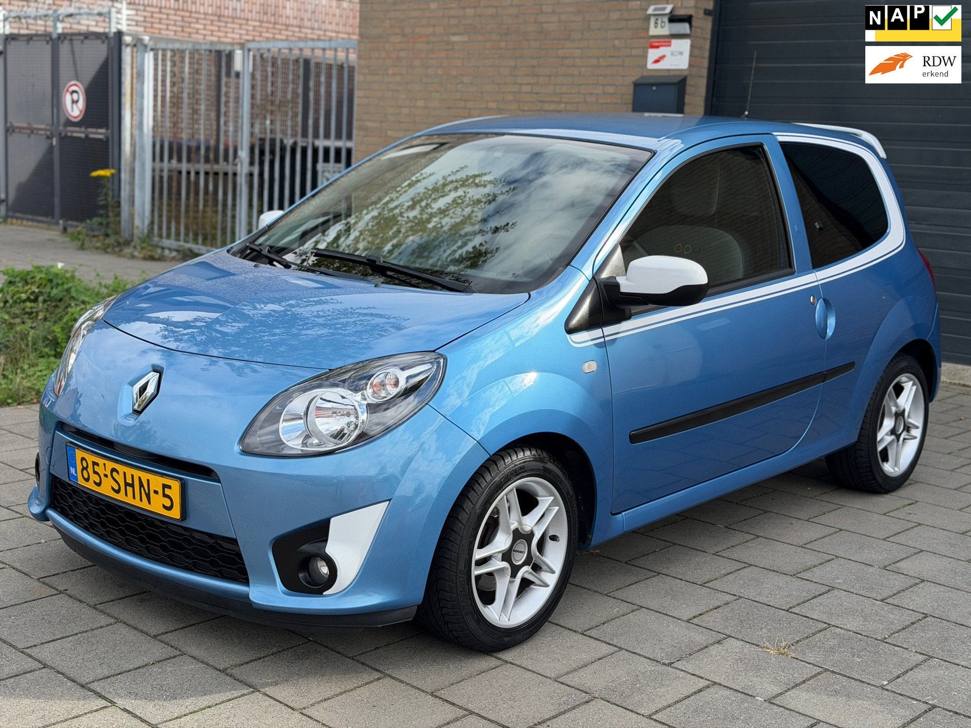 Renault Twingo 1.2-16V Collection Apk Airco Elekt pakket rij, Auto's, Gebruikt, Beige, 4 cilinders, Metallic lak