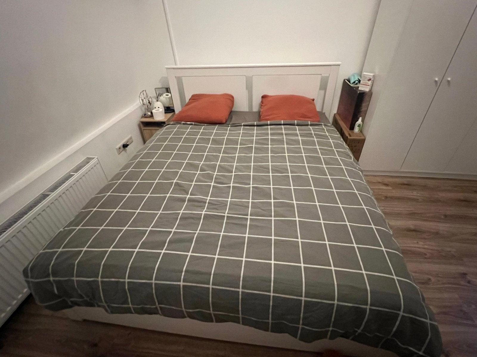 IKEA SONGESAND 160x200cm bedframe with slat base and matress, Wit, Steigerhout, Tweepersoons, Ophalen of Verzenden