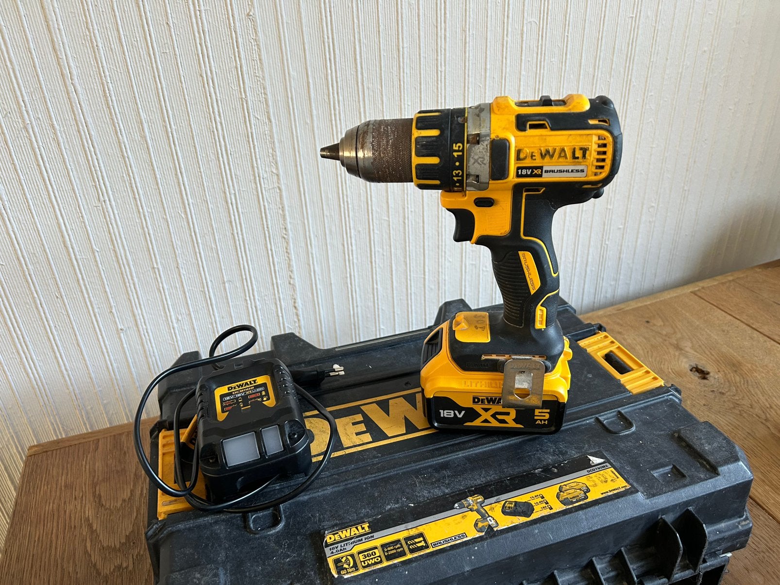 Accu Dewalt 18V Accu Boormachine 5.0 AH accu Brushless, Ophalen of Verzenden, Gebruikt, Boormachine