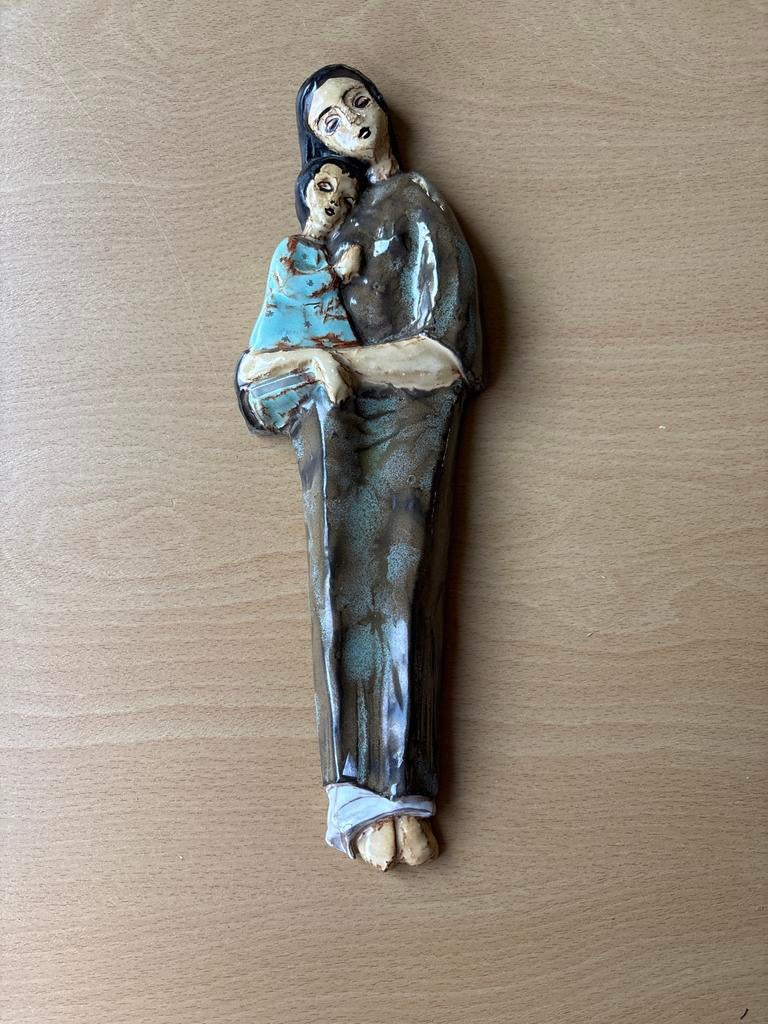 Terra Cotta Wand Plaquette Moeder en Kind - Gesigneerd, Ophalen of Verzenden