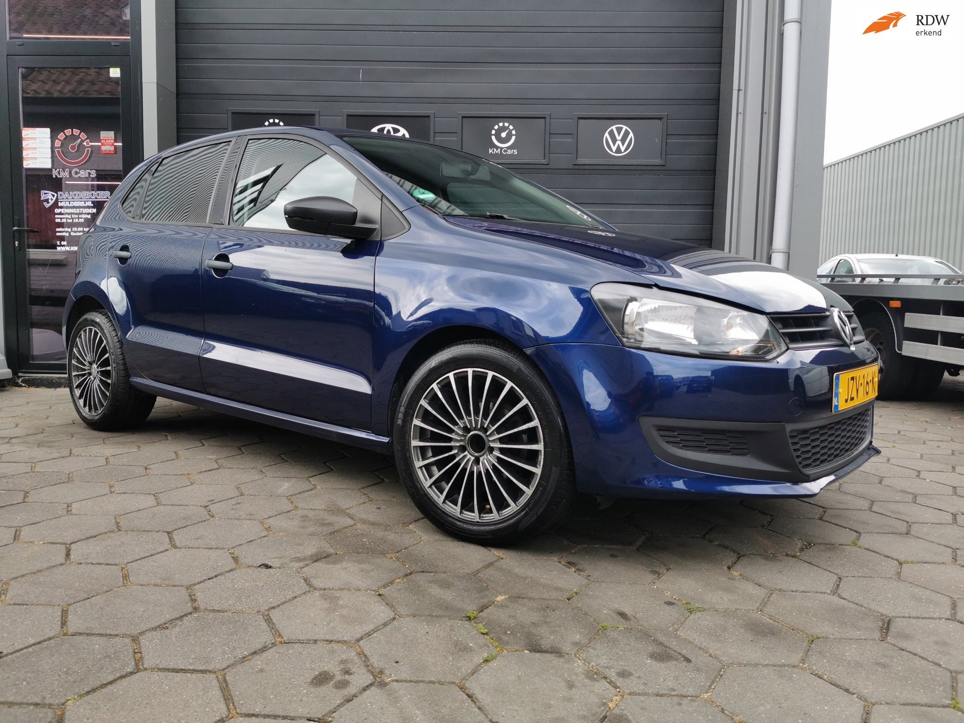 Volkswagen POLO 1.2-12V Trendline - Carplay - NEW APK - Airc, Auto's, Volkswagen, Voorwielaandrijving, Euro 5, Gebruikt, Zwart