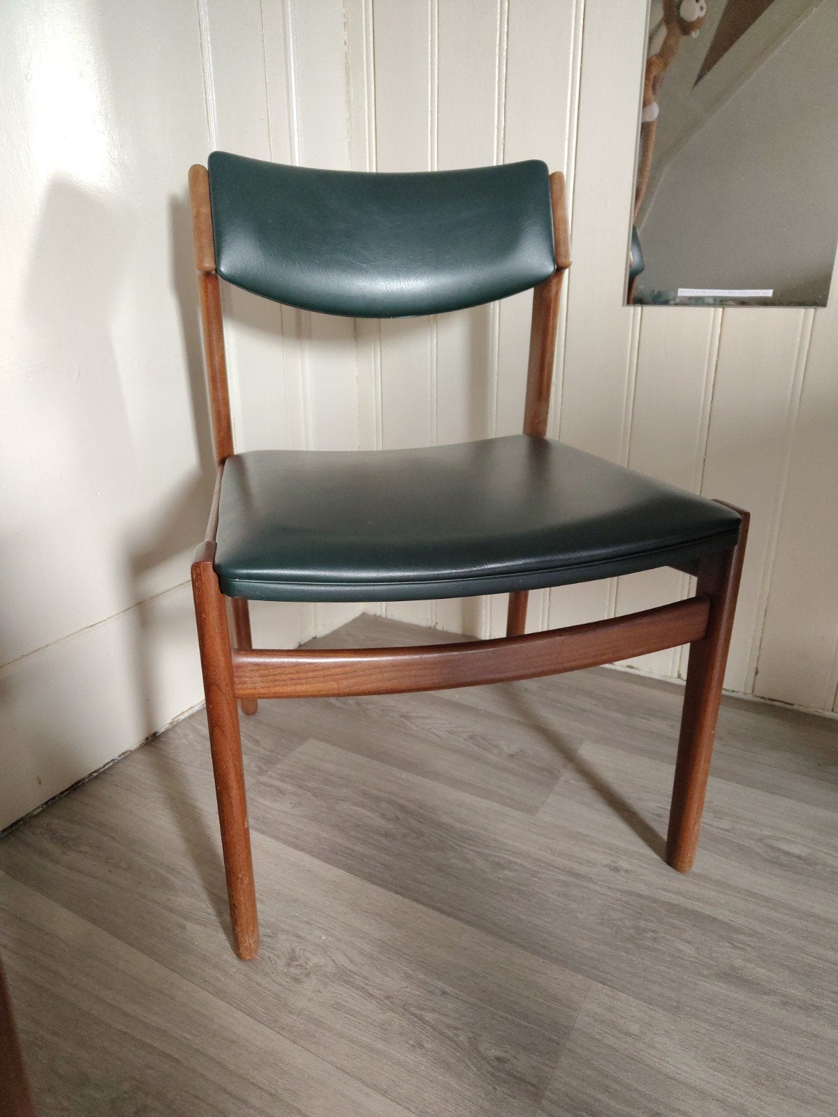 Set van 2 vintage teakhouten eetkamerstoelen met groen leer, Ophalen, Vintage, Retro, Scandinavisch, Gebruikt, Twee