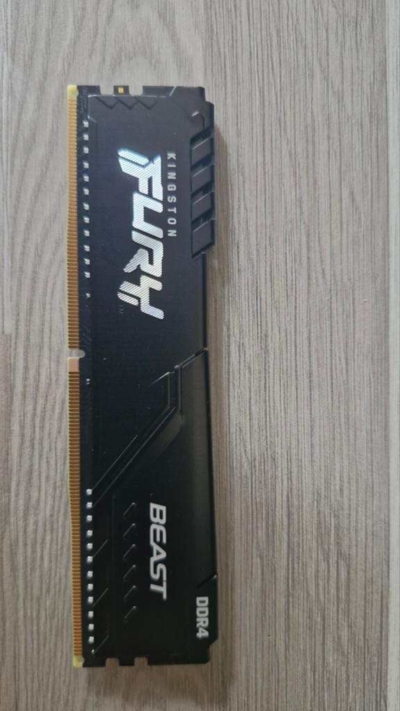 Kingston Fury DDR4 8GB 3200MHz RAM Geheugenmodule, Computers en Software, RAM geheugen, Ophalen of Verzenden, Zo goed als nieuw