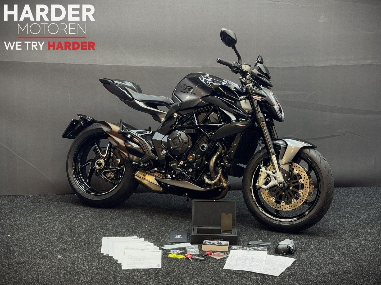 MV AGUSTA BRUTALE 800 RR SCS/NIEUWSTAAT/UNIEK/GARANTIE!, Motorrijbewijs A, Bedrijf, Meer dan 35 kW, 798 cc