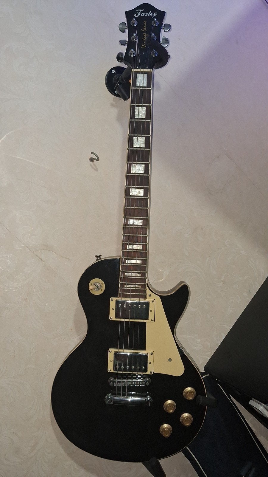 Fazley elektrische Gitaar - Zwart, Ophalen, Zo goed als nieuw, Solid body, Overige merken