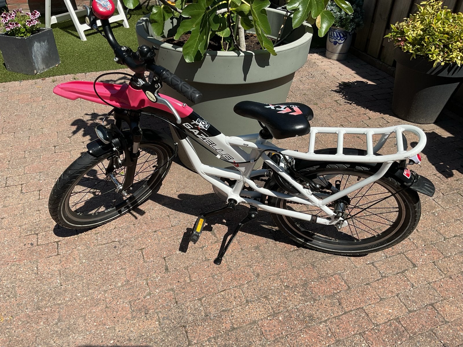 Mooie en gezellige kinderfiets 20 inch - werkt perfect, Fietsen en Brommers, Fietsen | Kinderfietsjes, Ophalen, Gebruikt, Velgrem