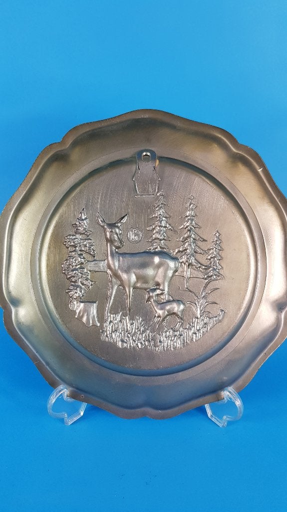 Tinnen wandbord, engeltjestin, 23 cm, ree met kalf. 7A4, Antiek en Kunst, Ophalen of Verzenden