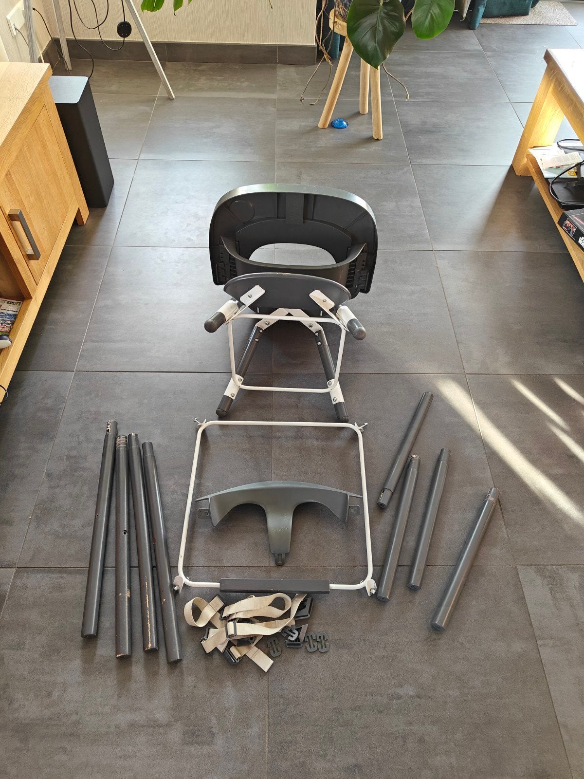 Childhome Evolu 2-in-1 kinderstoel met hoge tafelpoten, Kinderen en Baby's, Ophalen, Gebruikt, Meegroeistoel, Aanschuifbaar