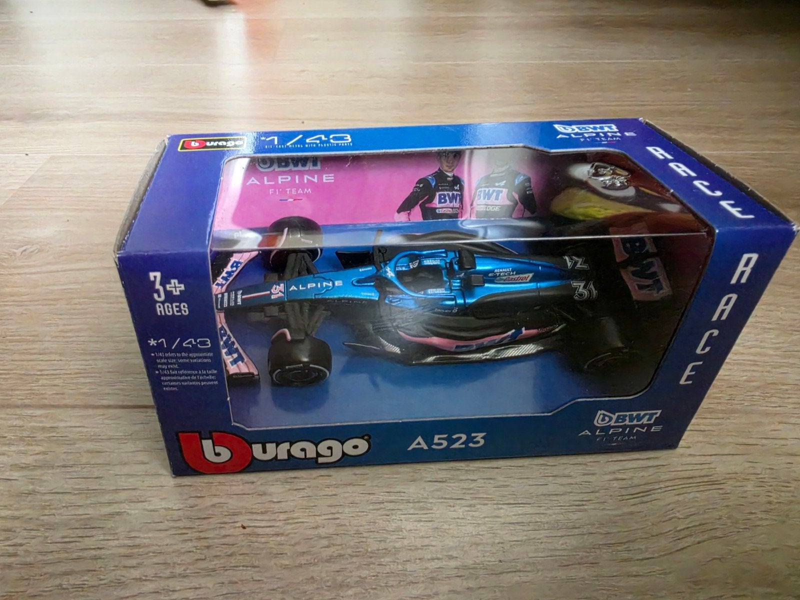 Burago Alpine F1 Team schaalmodel 1:43, Ophalen of Verzenden