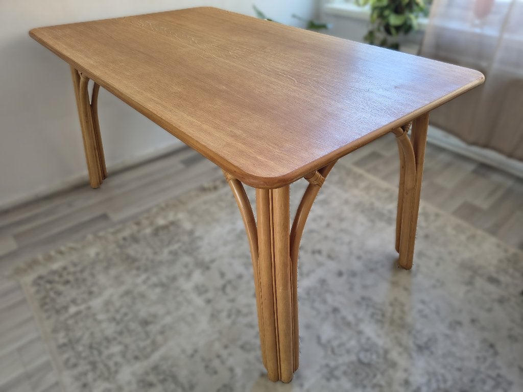 Vintage Rotan Eettafel / Dining Table (Free delivery), 100 tot 150 cm, Zo goed als nieuw, Vijf personen of meer, Onbekend
