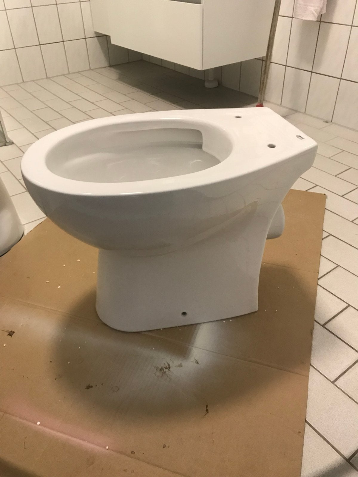 Grohe Toiletpot - Nieuwstaat, Ophalen, Nieuw, Toilet