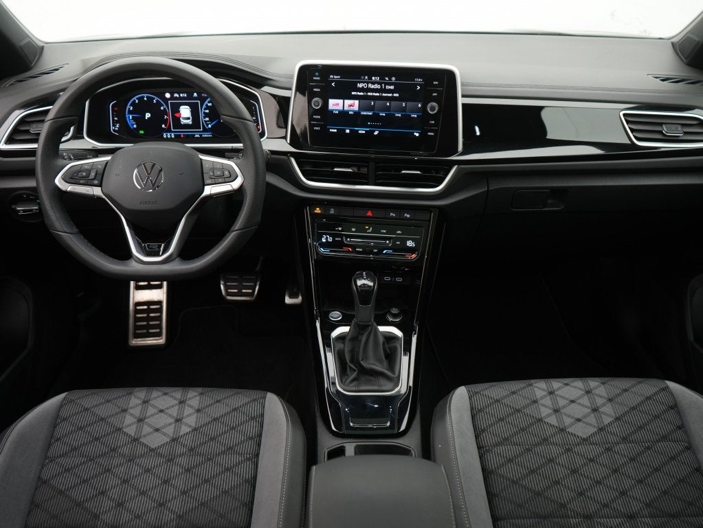 Volkswagen T-Roc 1.5 TSI R-Line DSG | Panoramadak | Carplay, Auto's, Volkswagen, 12 maanden, 1258 kg, Zwart, 4 cilinders